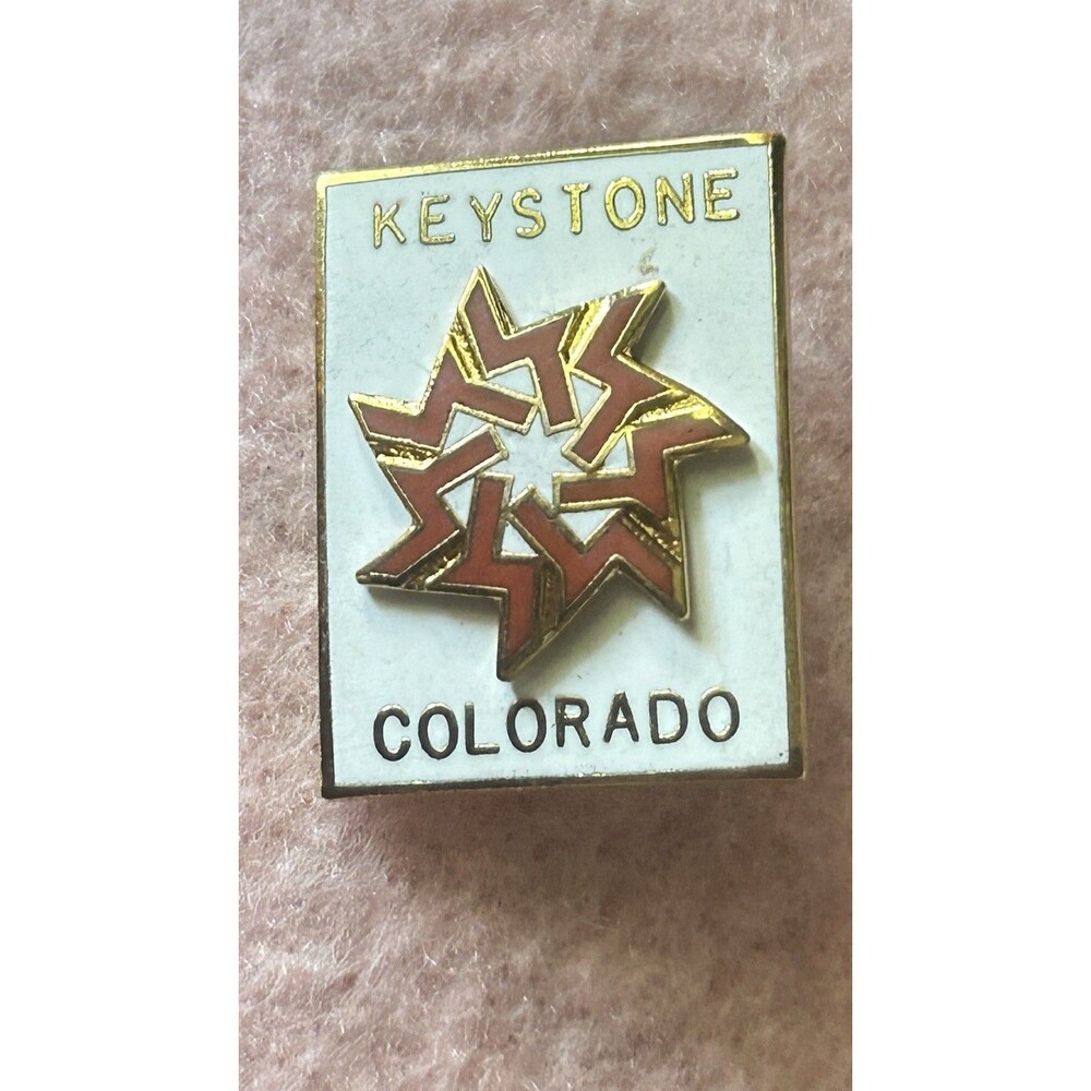 Vintage Keystone Colorado Ski Resort Pin Gold Tone Red White Enamel Star Logo